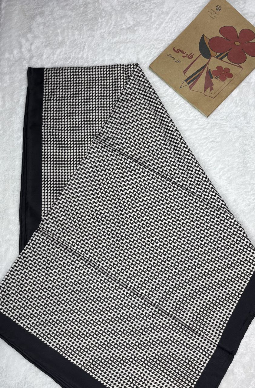 روسری ابریشم تویل